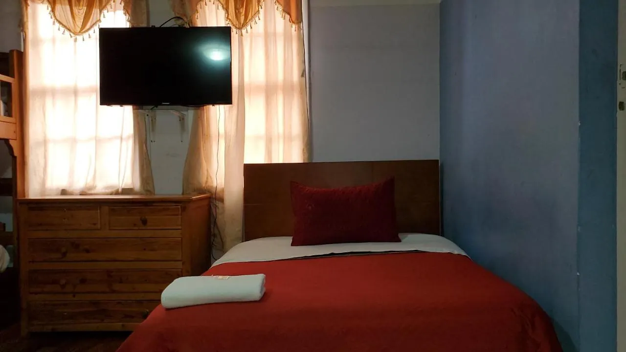 Hostal Bolivar Inn Quito