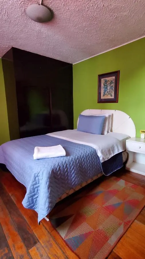 Hostal Bolivar Inn Quito 2*,