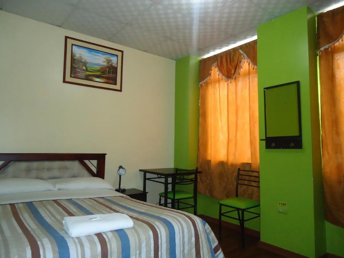 Hostal Bolivar Inn Quito 2*,